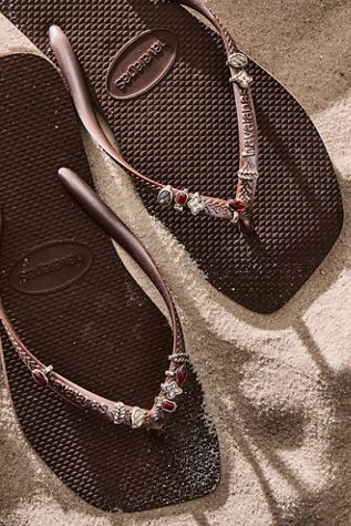 Sandal Charm Set