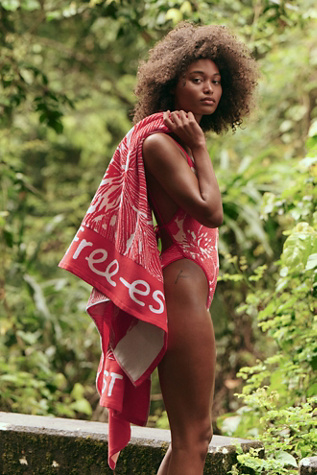 free-est Beach Towel at Free People in Coastal Wildflower