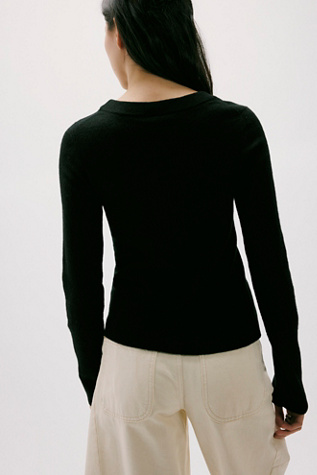 Женский свитер Free People Malibu Cashmere Crewneck, цвет: Чёрный — фото 3