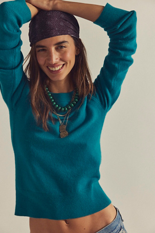 Malibu Cashmere Crewneck by Free People in Blue, Size: S