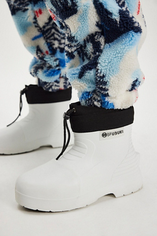 FUBUKI Niseko 3.0 Low Boots at Free People in White, Size: EU 41