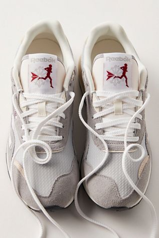 Baskets Reebok Classic Nylon 89