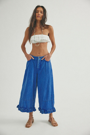We The Free Love Me Not Bloomer Jeans at Free People in Medium Wash, Size: XS