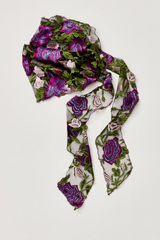 Foulard pour Cheveux Floral Cimarron par Curried Myrrh en Purple, pour femme chez Free People