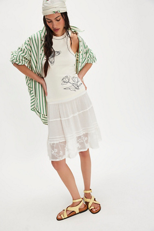 Denim and Bone Butterfly Tulip Tank