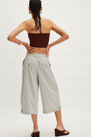 Roman Crop Trousers