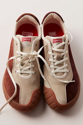 Baskets Summer Twins Court