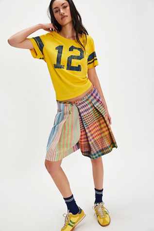 T-shirt de sport rétro par Ragabond en Jaune Vintage, pour femme taille: XS chez Free People