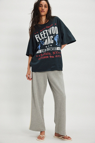 T-shirt Fleetwood Mac Live In Concert par Daydreamer en Black, pour femme chez Free People