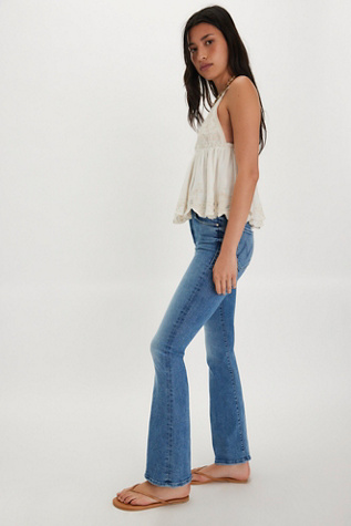 MOTHER High-Waisted Weekender Jeans