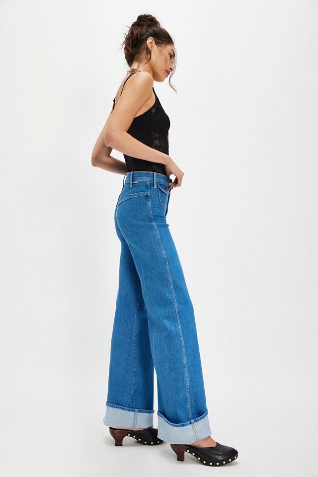 MOTHER Les jeans à talons roulants The Pocketbook Hustler #2