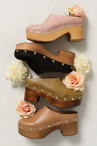 Calli Clogs