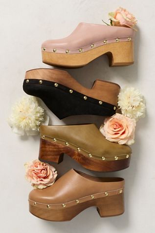 Calli Clogs