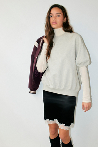 Better On Sweatshirt by Free People in Grey, Size: M