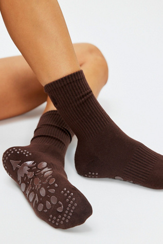Total Buti Pilates Grip Socks