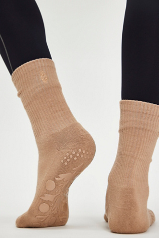 Total Buti Pilates Socks