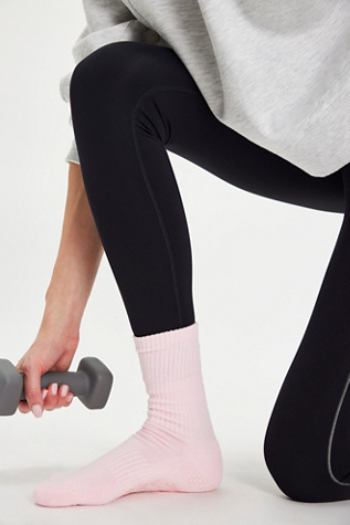 Total Buti Pilates Socks