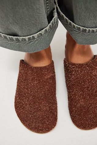 Rule Breaker Remix Flatforms Sandals