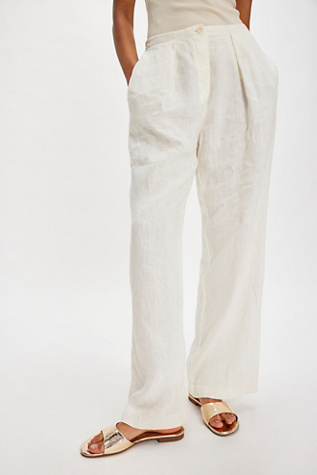 Summer Staple Sandals by Vicenza at Free People in Gold, Size: US 8