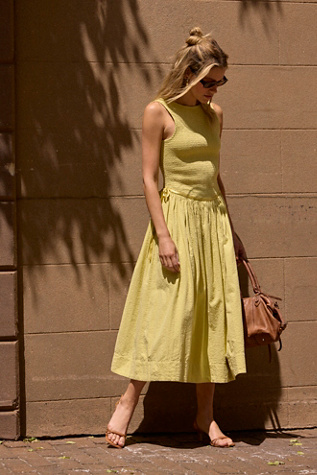 Robe Midi Seersucker Nightingale par Free People en Olive Grisée, pour femme taille: XS