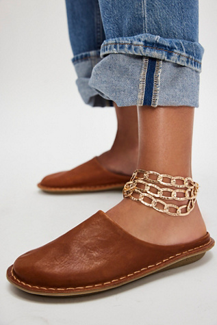 Rosalia Chunky Chain Anklet by Free People in Gold