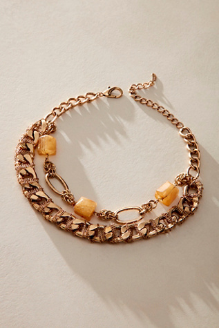 Thatcher Choker