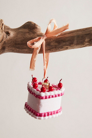 Retro Cake Ornament