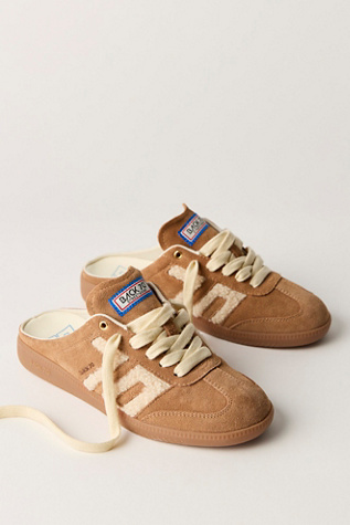 Mules de Pâques Back70