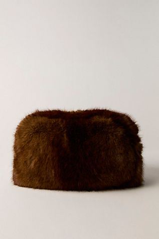 APPARIS Jumbo Mink Noor Pouchette