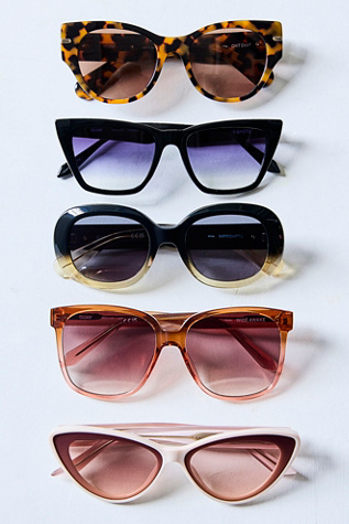 Quay Impromptu Novelty Round Sunglasses at Free People in Black