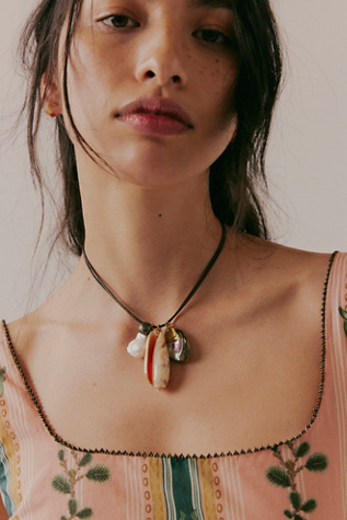 Chan Luu Shell Cluster Necklace