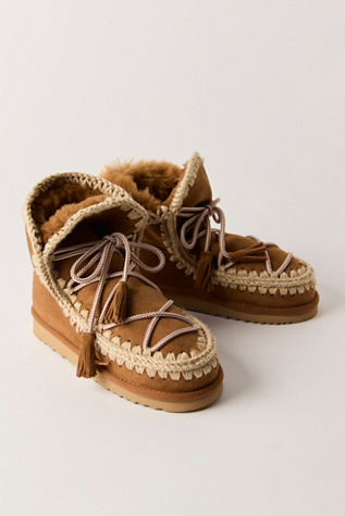 MOU Lace-Up Glacier Boots