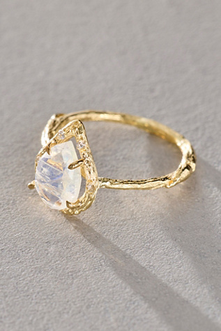 Bague Elisabeth Bell en pierre de lune