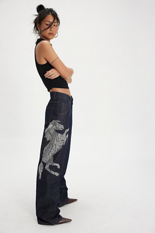 Jeans Party Horse Understated Leather