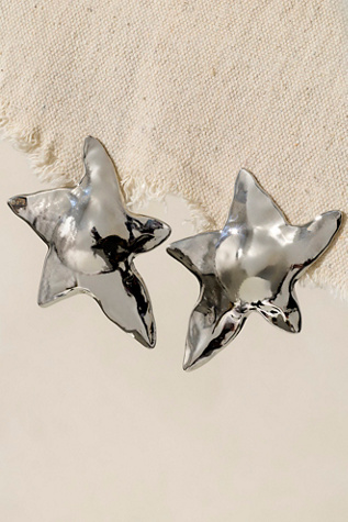 Ursa Oversized Stud Earrings