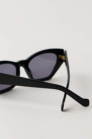 Luv Lou The Sydney Rectangle Sunglasses