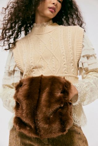 Mariella Cable Knit Arm Warmers | Free People