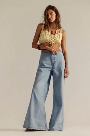Jeans d'été évasés We The Free Shore Thing en Beachin Blue, pour femme taille: 25 chez Free People