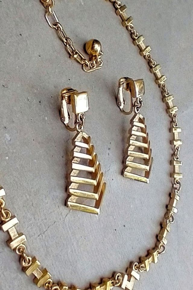 1960's Crown Trifari Gold Plated Necklace Earrings Set Selected by Garbage Soup #3