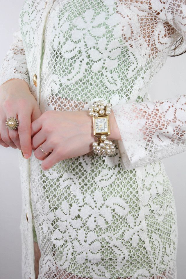 Vintage Chunky Pearl Band Watch Selected By Moons + Junes Vintage #1