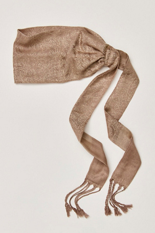 Bandeau doux Bohdi par Curried Myrrh en Ivoire, pour femme chez Free People