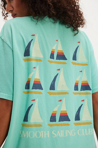 Smooth Sailing Club Tee