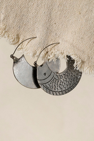 Lolana Hoops by Free People in Silver