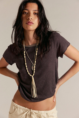 We The Free Tee-shirt Izzy en Double Espresso Combo, pour femme chez Free People