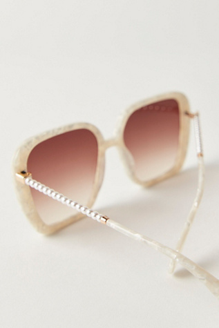 Lele Sadoughi Athens Oversized Sunglasses