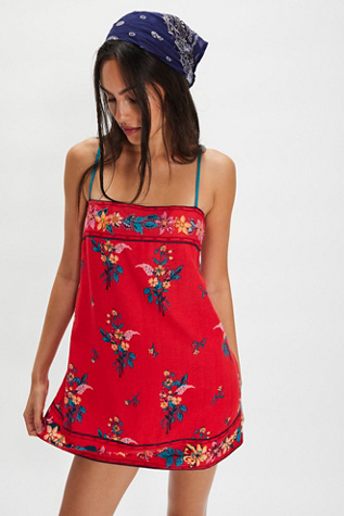 Robe Mini Bali Emmène-Moi Avec Toi en Red Pattern, pour femme taille: XS chez Free People