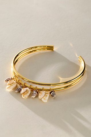 Logan Tay Gold Shell Choker