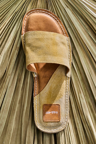 free-est Sunrise Slide Sandals