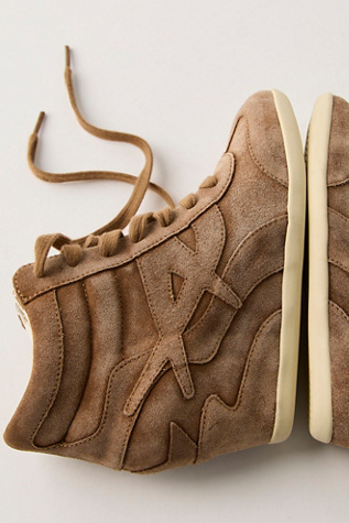 Boradia Wedge Sneakers