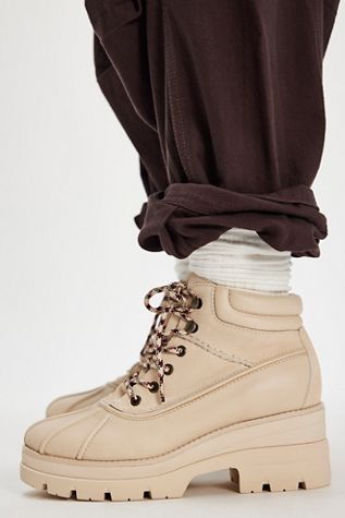 Sperry Rocky Hiker Boots